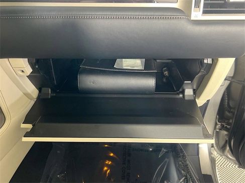 Used 2020 Lexus GX 460 Premium image 30