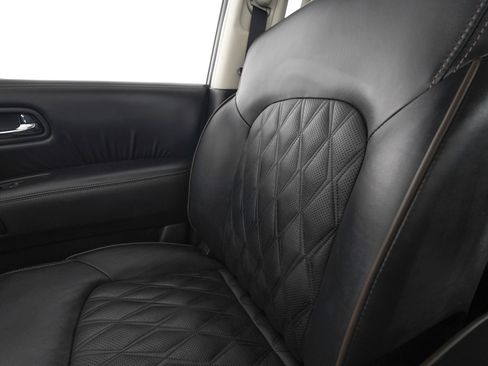 Used 2024 Nissan Armada Platinum w/ Captain's Chairs Package RWD image 29