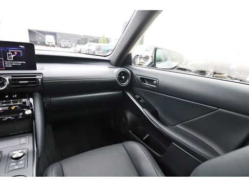 Used 2025 Lexus IS 350 F Sport w/ Accessory Package RWD image 8