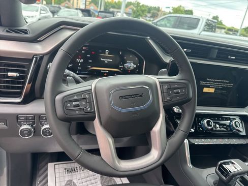 New 2026 GMC Sierra 1500 Denali w/ Denali Reserve Package image 18