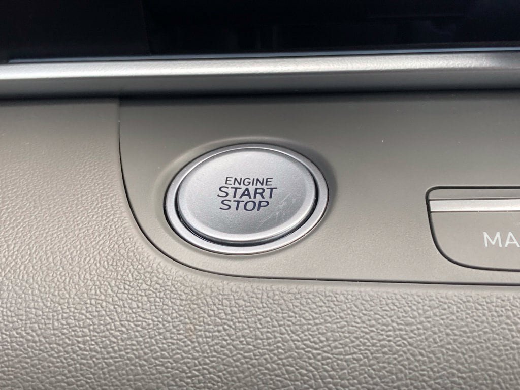 Used 2025 Hyundai Elantra SEL FWD image 22