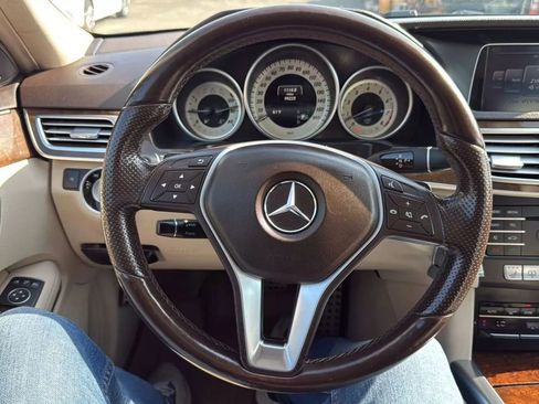 Used 2016 Mercedes-Benz E 350 4MATIC Sedan image 10