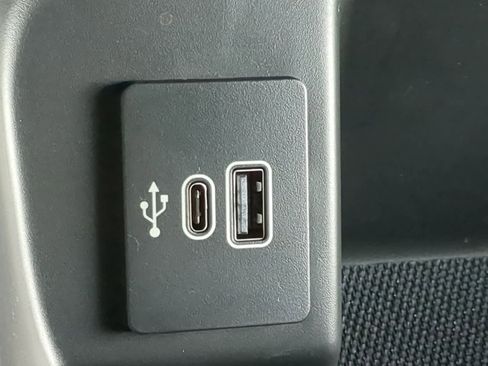 Used 2025 Ford F150 STX w/ Equipment Group 201A FX4 image 31