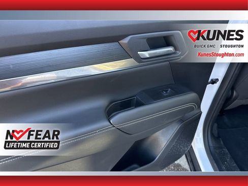 Used 2025 GMC Terrain Elevation image 36