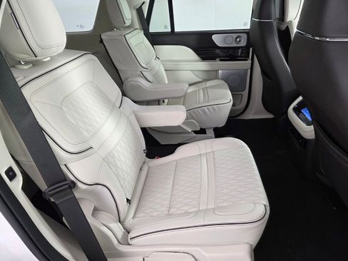 Used 2023 Lincoln Navigator Black Label AWD/4WD image 29