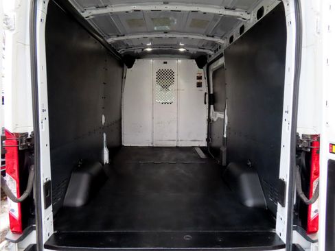 Used 2018 Ford Transit 150 T-150 148 Med Rf 8600 GVWR Sl image 17