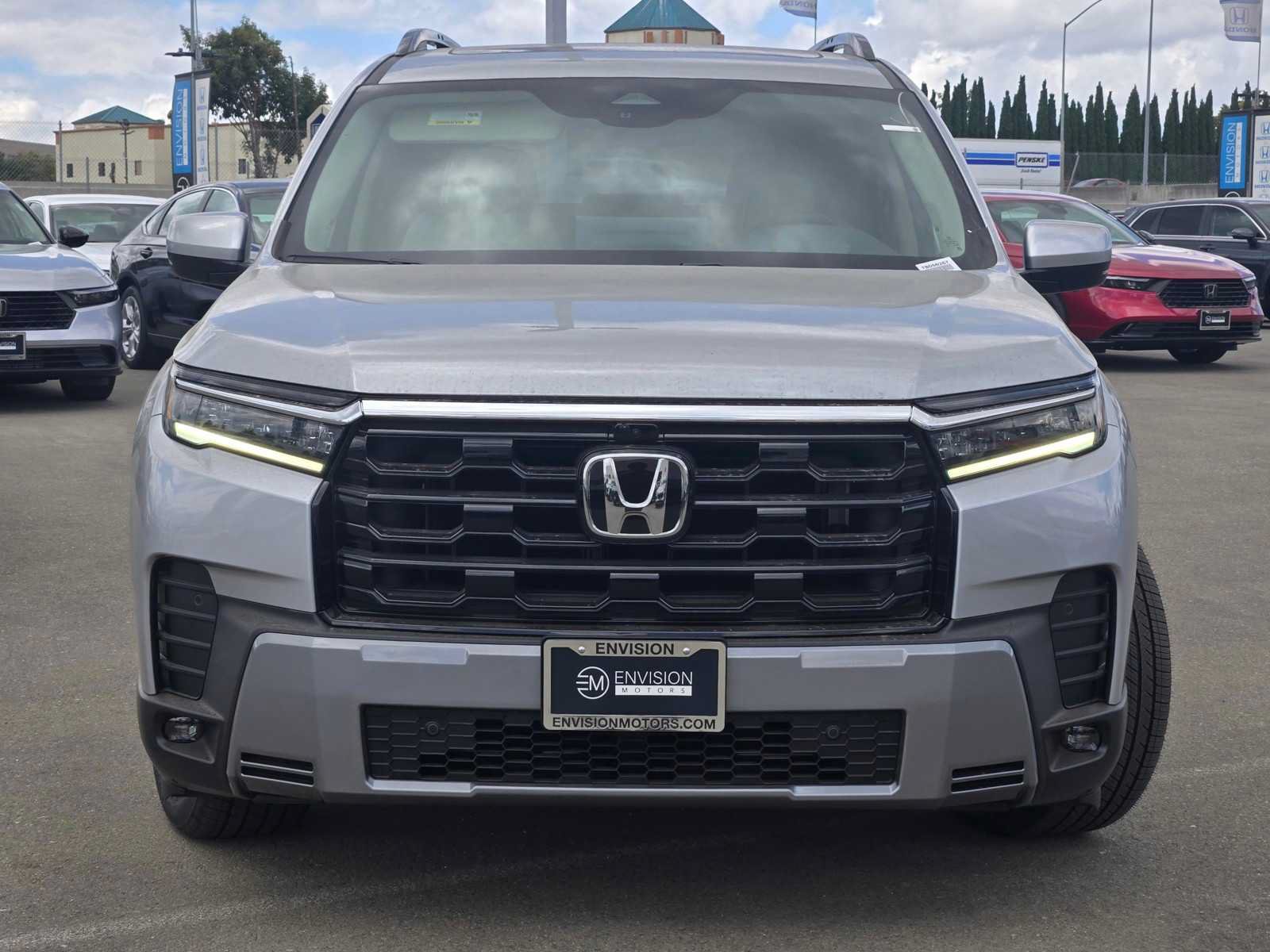 New 2026 Honda Pilot Elite image 2
