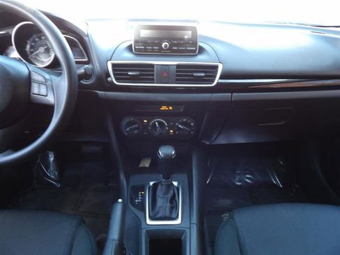 Used 2014 MAZDA MAZDA3 i Sport image 18