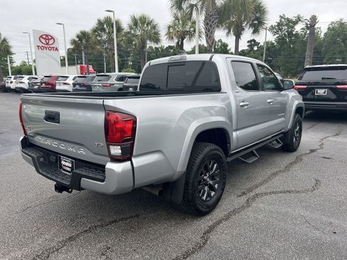 Used 2023 Toyota Tacoma SR5 w/ Technology Package AWD/4WD image 10