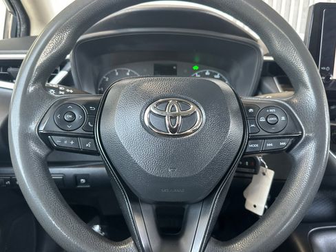 Used 2023 Toyota Corolla LE FWD image 20