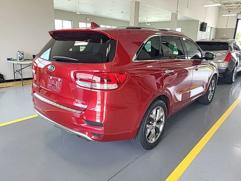Used 2018 Kia Sorento SX FWD image 3