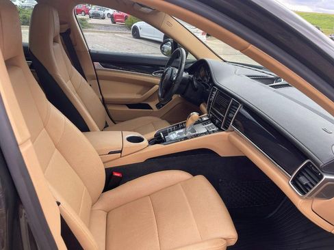 Used 2013 Porsche Panamera 4 Platinum Edition image 12