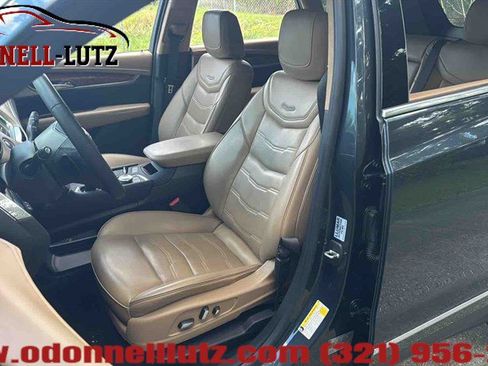 Used 2020 Cadillac XT5 Premium Luxury w/ Platinum Package FWD image 7