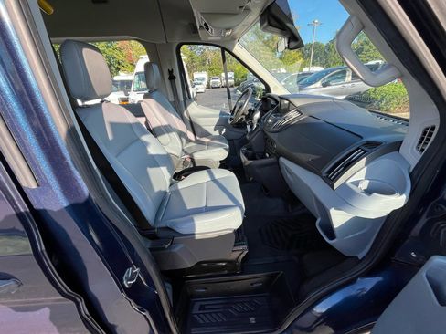 Used 2017 Ford Transit 350 XL RWD image 29