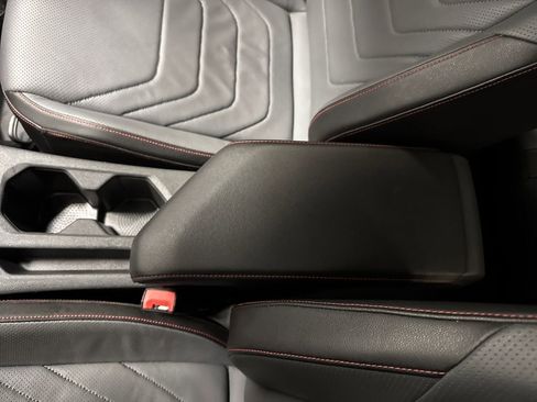 Used 2025 Volkswagen Jetta GLI Autobahn image 20