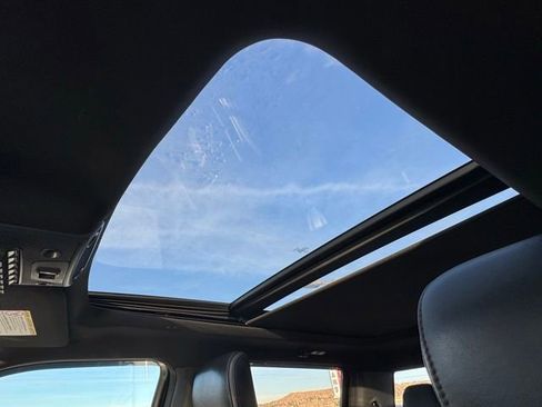 Certified 2022 Ford F450 Platinum w/ FX4 Off-Road Package image 41