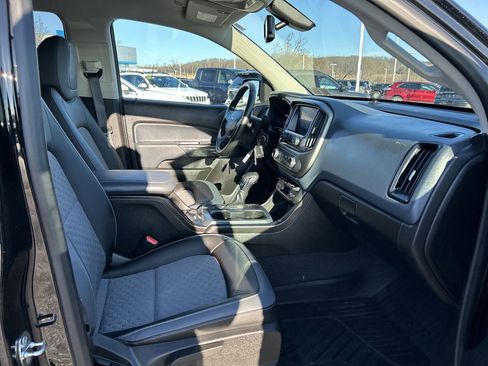 Used 2022 Chevrolet Colorado Z71 w/ Z71 Midnight Edition image 15