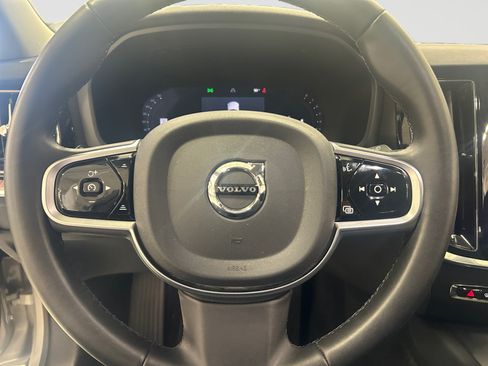Used 2025 Volvo V60 B5 Cross Country Plus AWD/4WD image 13