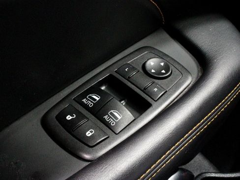 Used 2022 Dodge Challenger R/T Scat Pack image 24