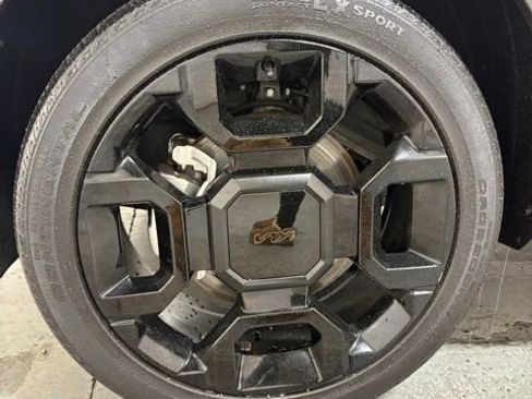 Used 2025 Kia Sorento X-Line EX image 12