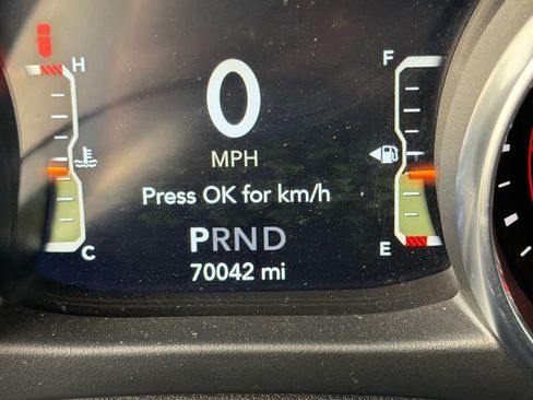 Used 2019 Jeep Wrangler Unlimited Rubicon AWD/4WD image 9