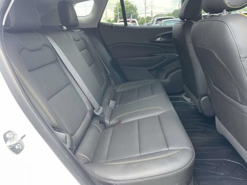 Used 2025 Chevrolet Trax ACTIV w/ Driver Confidence Package FWD image 12