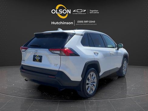 Used 2023 Toyota RAV4 XLE Premium AWD/4WD image 12