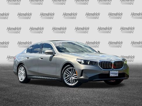 Certified 2024 BMW 530i w/ Premium Package RWD image 2