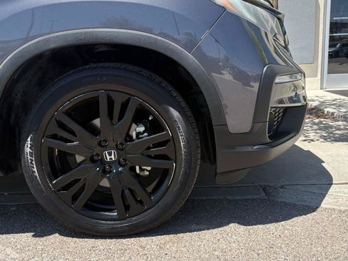 Used 2021 Honda Pilot Special Edition image 2