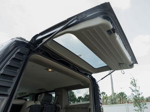 Used 2004 HUMMER H2 w/ Preferred Equipment Group image 79