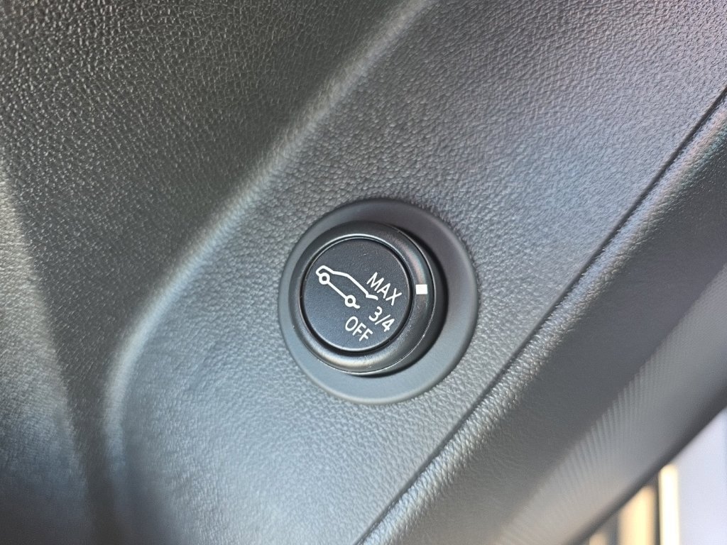 Used 2022 Chevrolet Equinox LT AWD/4WD image 34