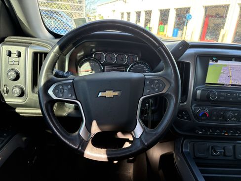 Used 2018 Chevrolet Silverado 1500 LTZ Z71 w/ LTZ Plus Package image 15