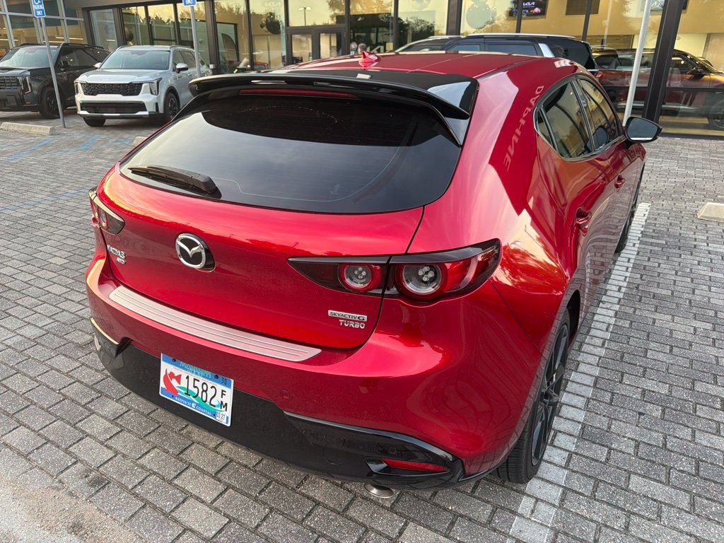 Used 2021 MAZDA MAZDA3 Hatchback w/Premium Plus Pkg AWD/4WD image 11