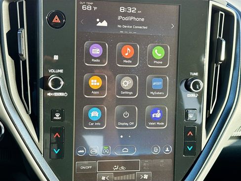 Certified 2025 Subaru Crosstrek 2.5i Limited w/ Crosstrek Mirror Package image 21