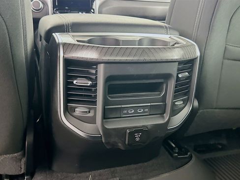 New 2026 RAM 1500 Big Horn AWD/4WD image 33