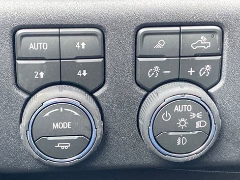New 2026 Chevrolet Silverado 1500 RST AWD/4WD image 32