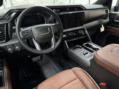 New 2026 GMC Sierra 2500 Denali Ultimate w/ Max Trailering Package image 19
