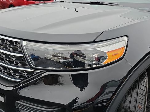 Used 2022 Ford Explorer XLT w/ Class IV Trailer Tow Package image 32