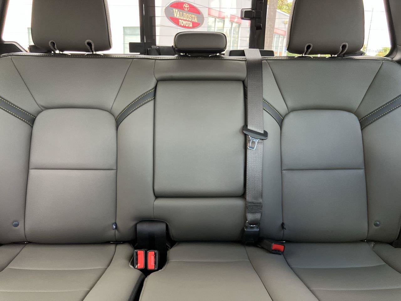Used 2024 Chevrolet Colorado ZR2 w/ ZR2 Convenience Package III AWD/4WD image 33