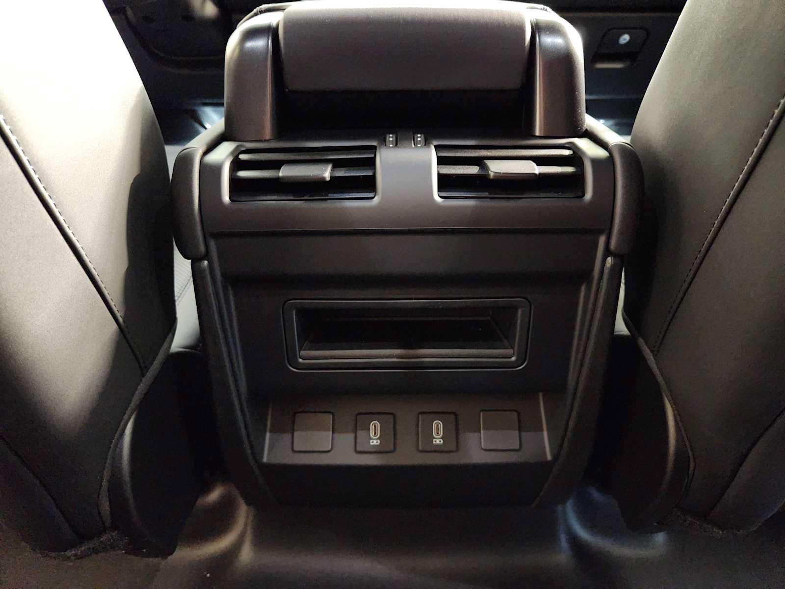 New 2026 Land Rover Defender 110 S AWD/4WD image 30