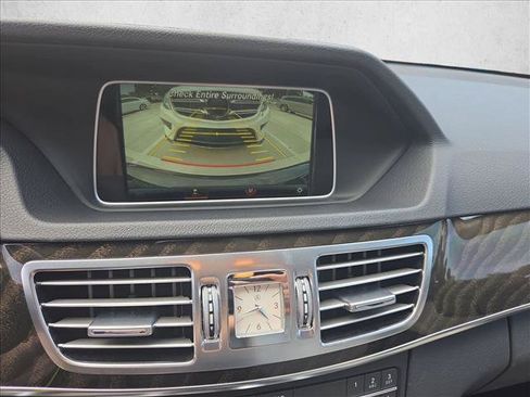Used 2016 Mercedes-Benz E 350 Sedan image 12