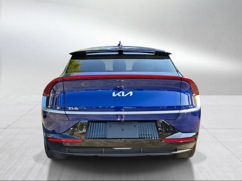 Used 2023 Kia EV6 Wind w/ Wind Technology Package AWD/4WD image 4