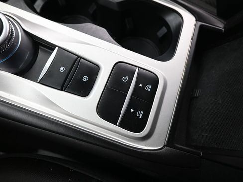 Certified 2022 Ford Explorer XLT image 18