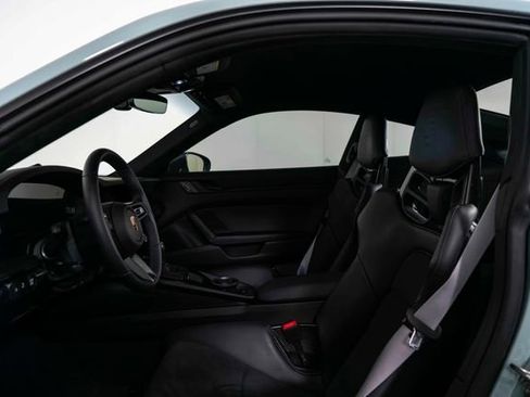 Used 2025 Porsche 911 Carrera T RWD image 15