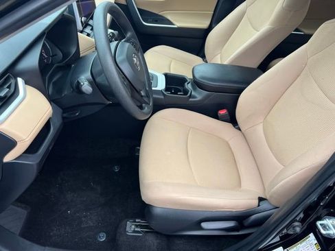 Used 2024 Toyota RAV4 LE image 13