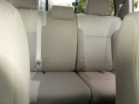 Used 2015 Toyota Tacoma PreRunner w/ SR5 Package image 8