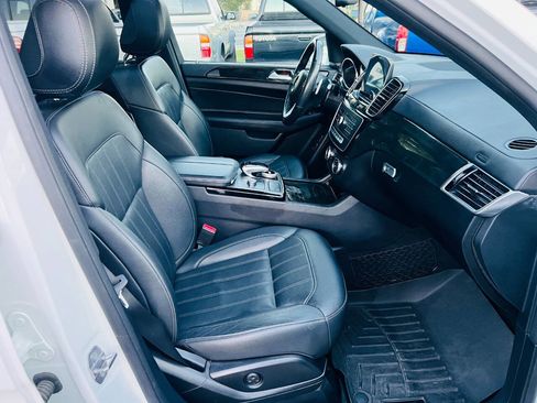 Used 2019 Mercedes-Benz GLS 450 4MATIC image 15
