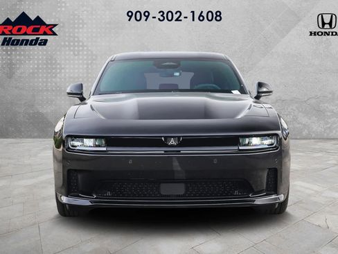Used 2025 Dodge Charger R/T w/ Quick Order Package 25M R/T image 2