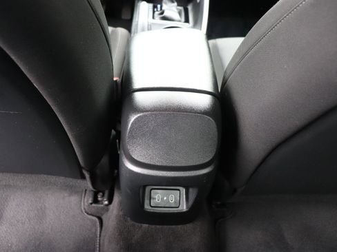 Used 2024 Hyundai Elantra SE FWD image 20
