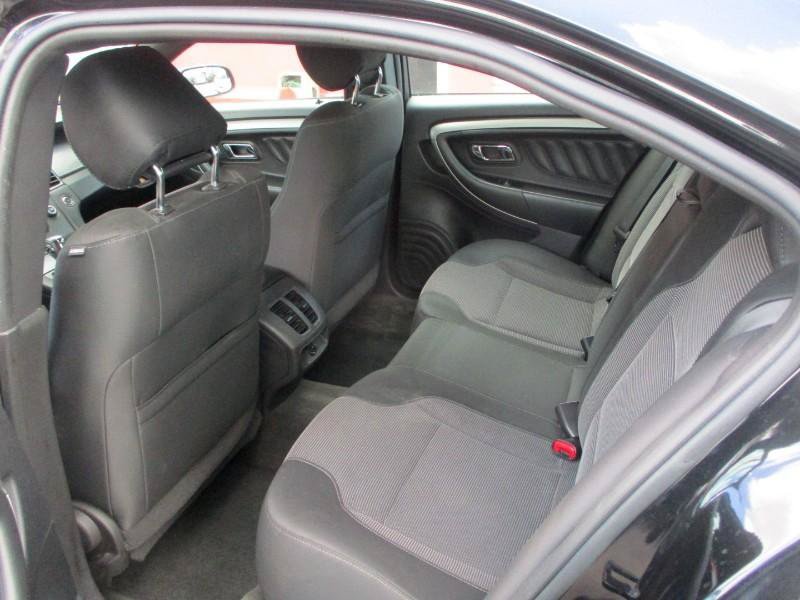Used 2013 Ford Taurus SEL FWD image 9